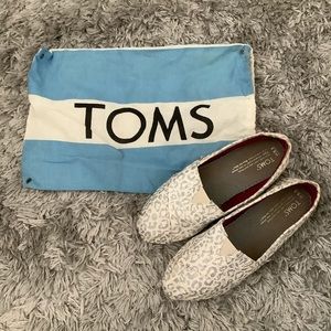 TOMS Cheetah